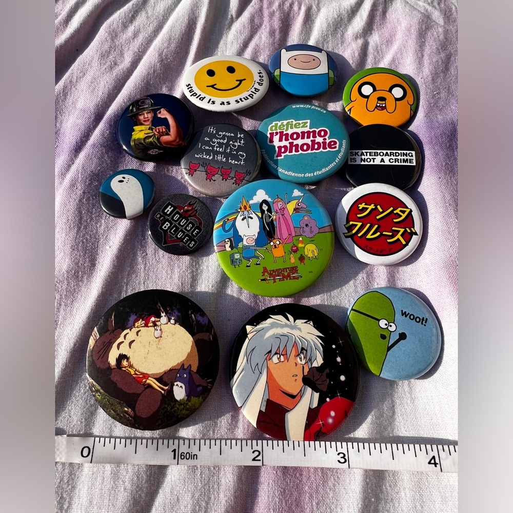 Mixed Button Pin Set Adventure Time, Inuyasha, My Neighbor Totoro